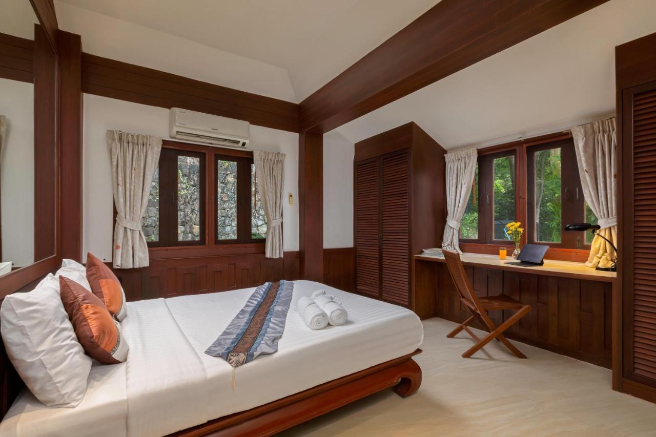 Nakawanna Villa Phuket ภายนอก รูปภาพ