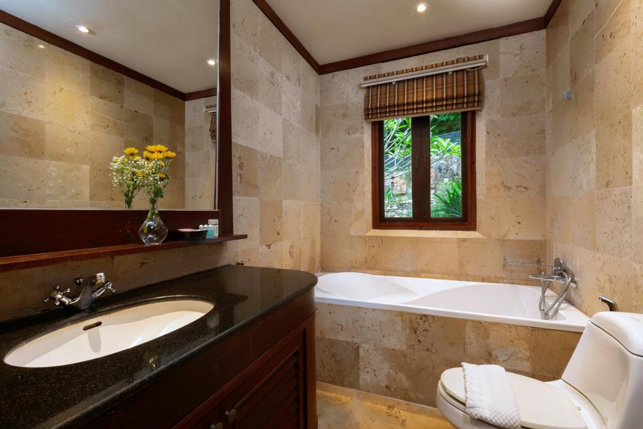 Nakawanna Villa Phuket ภายนอก รูปภาพ