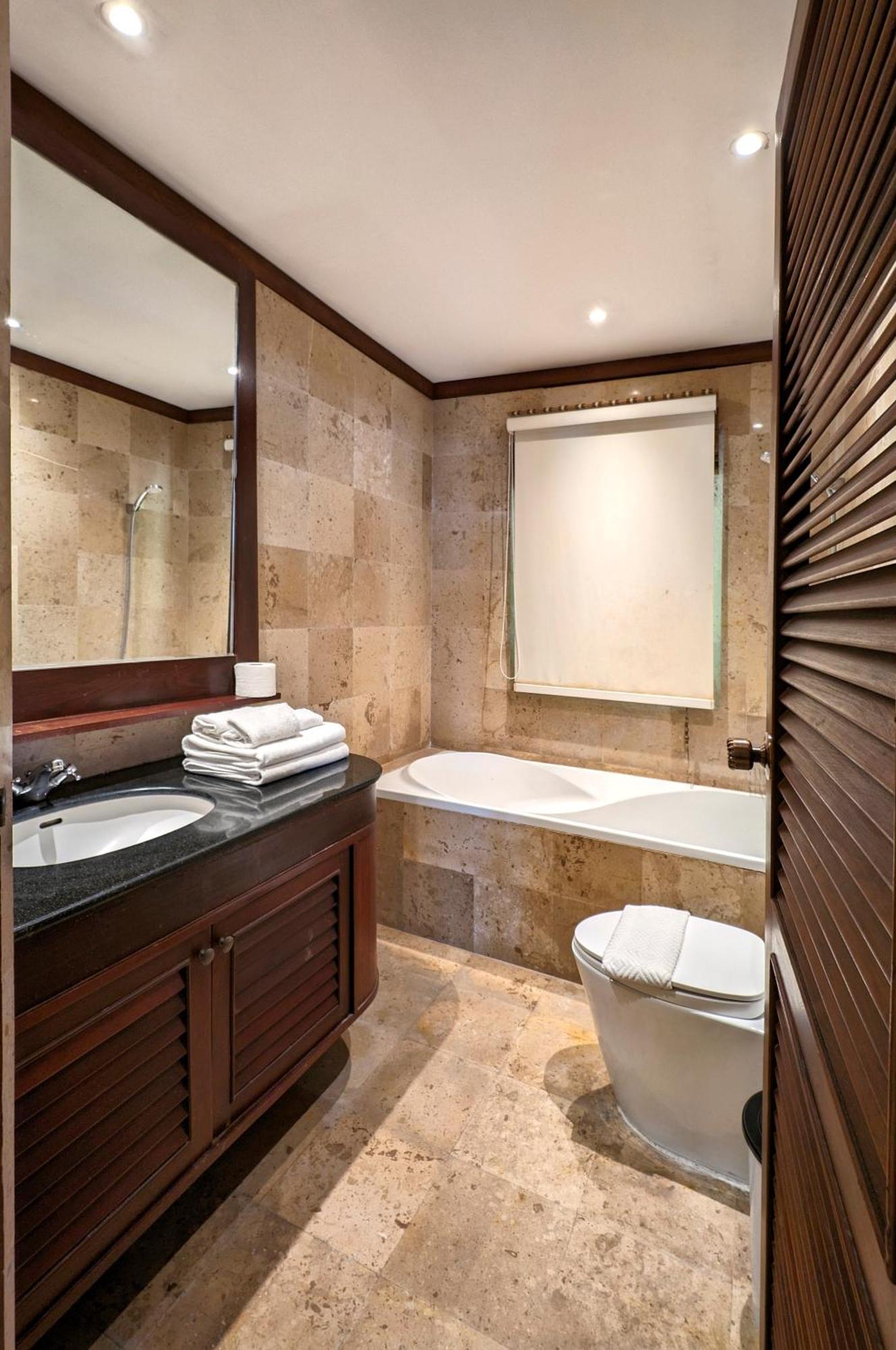 Nakawanna Villa Phuket ภายนอก รูปภาพ